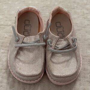 Hey Dude Toddler Glittery Pink Moccasins Size 5